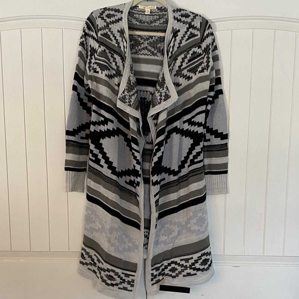 Miami Aztec Geometric Black and Gray Cardigan Medium